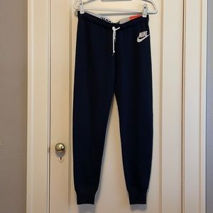 NWT NIKE jogger pants